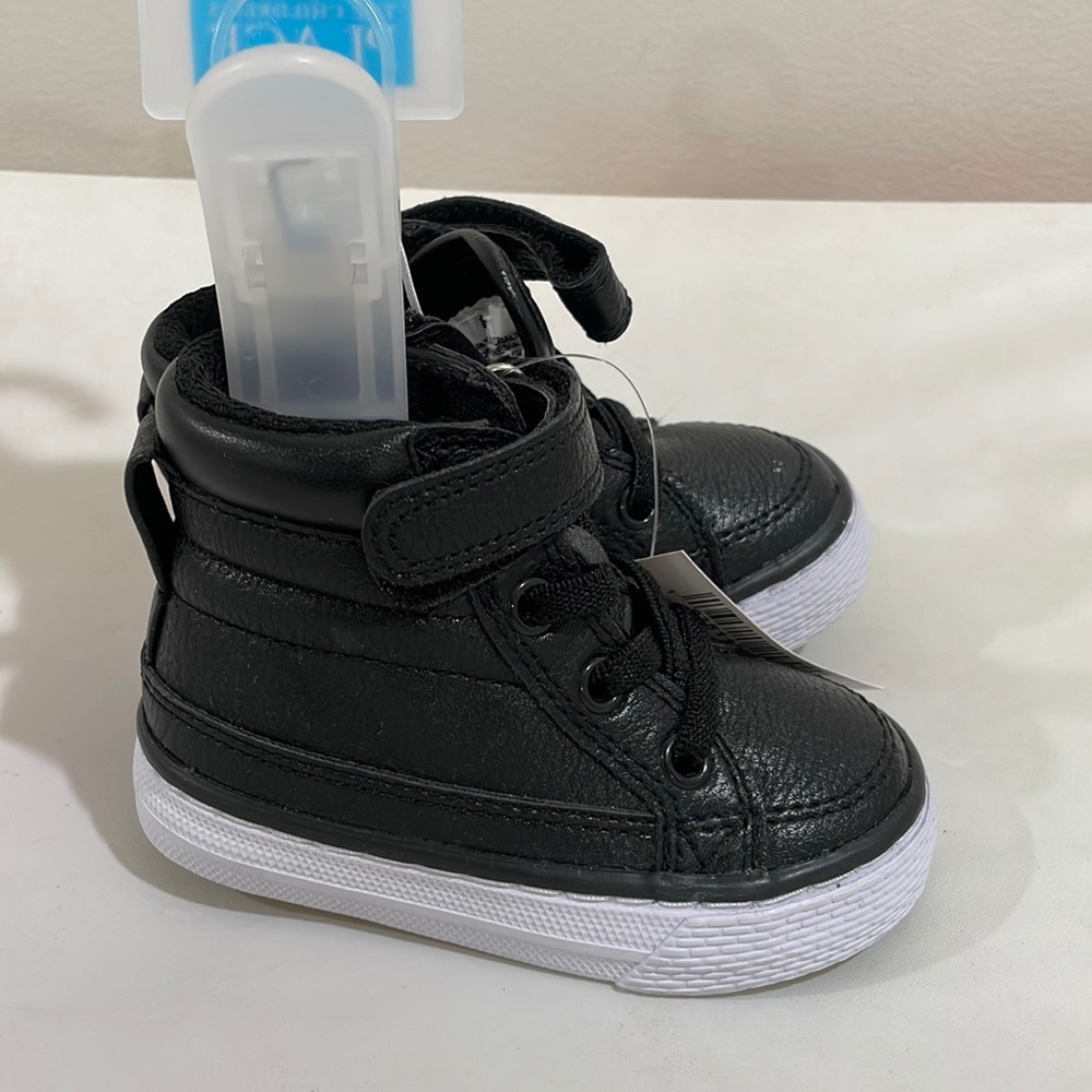 Black high top sneakers size 4c